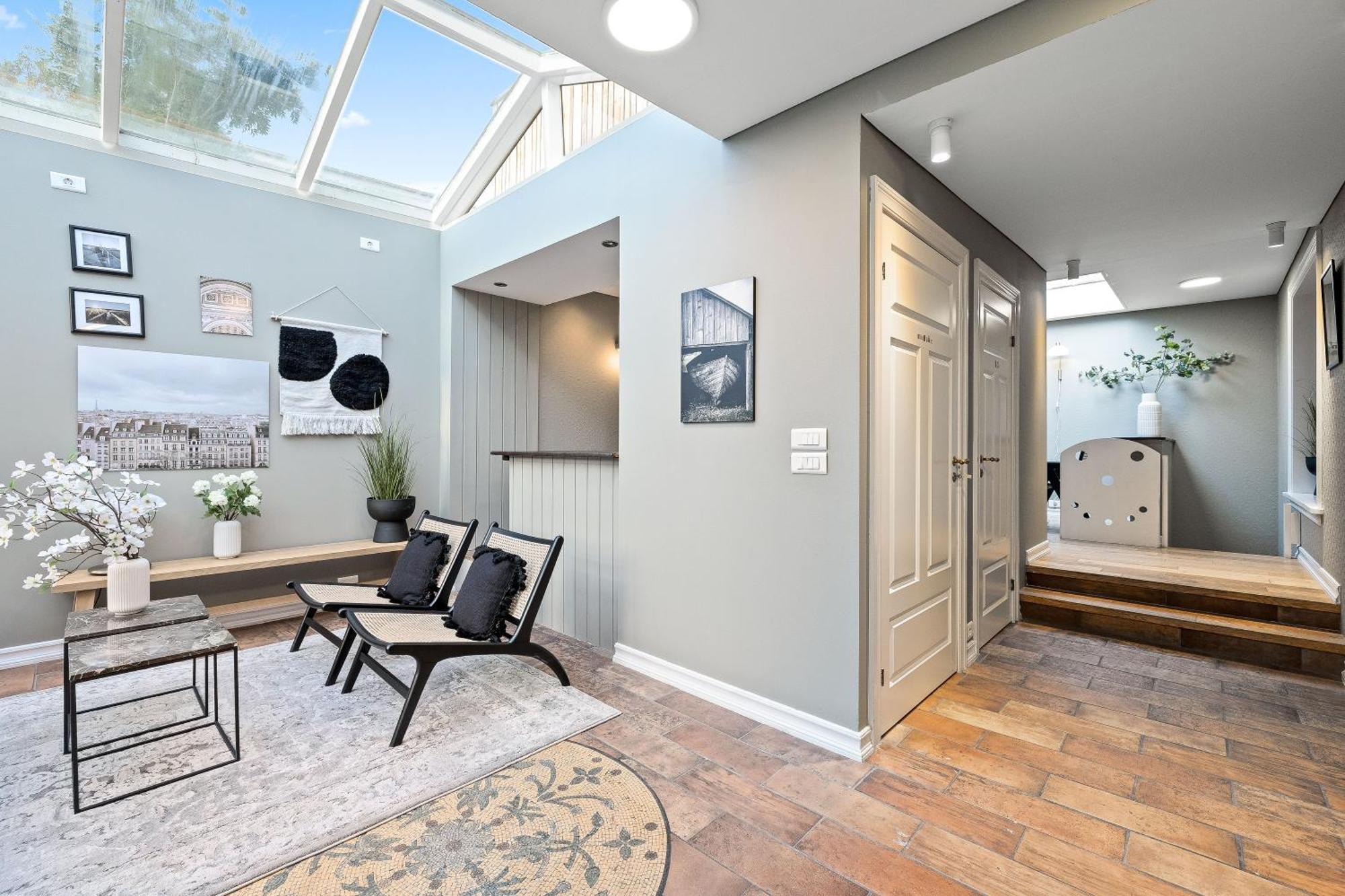 Massive Villa In Downtown Reykjavik With A Sauna Exteriör bild