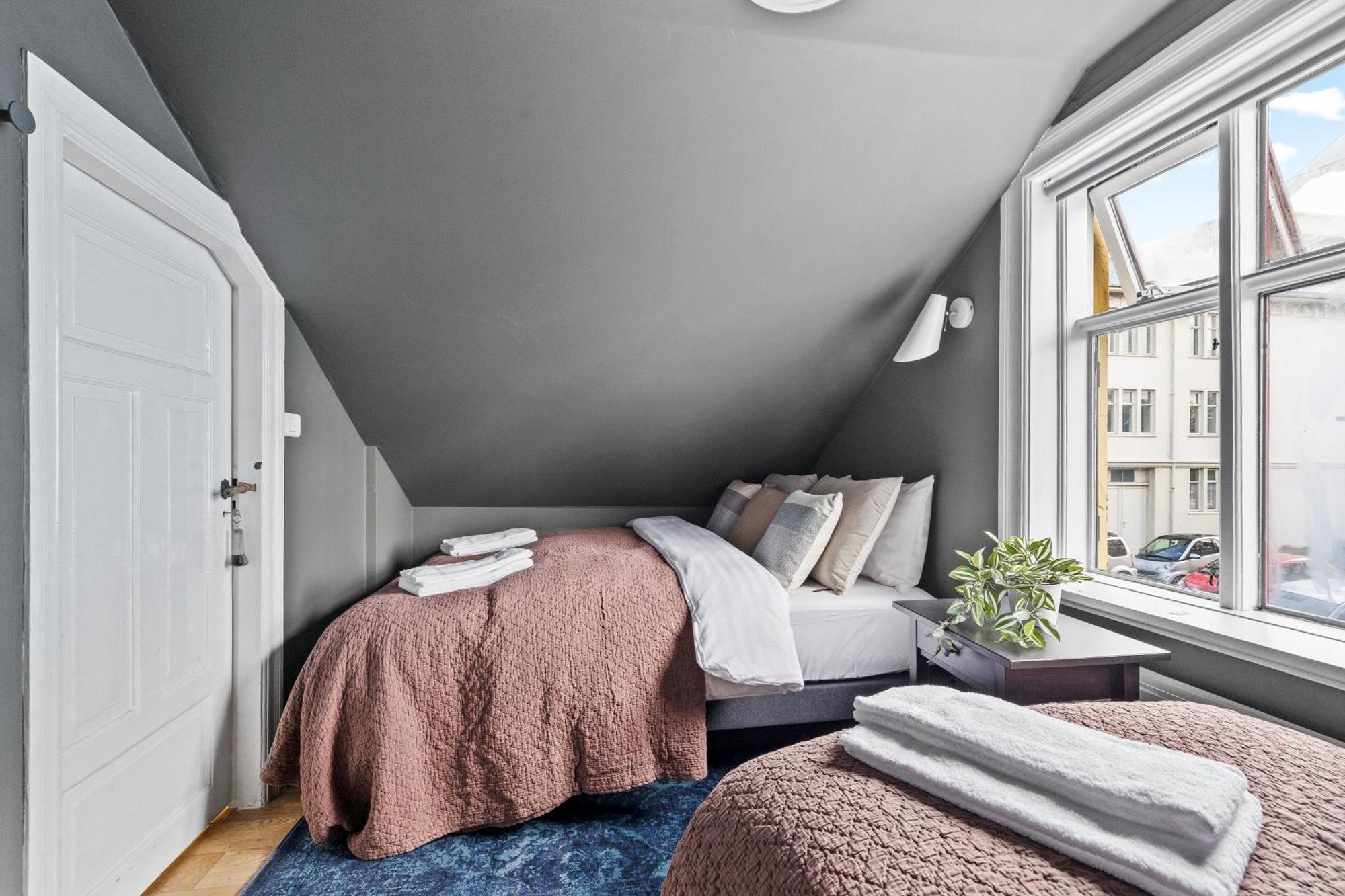 Massive Villa In Downtown Reykjavik With A Sauna Exteriör bild
